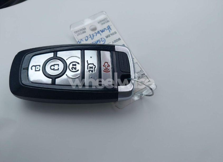 Photo 11 of 2021 Ford Explorer XLT (VIN 1FMSK7DH1MGC16346)