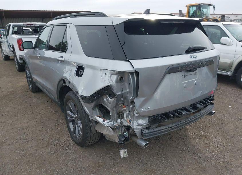 Photo 6 of 2022 Ford Explorer XLT (VIN 1FMSK7DH1NGA18223)