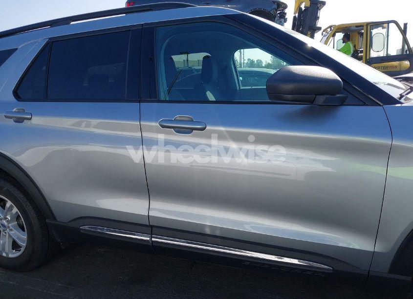 Photo 13 of 2023 Ford Explorer XLT (VIN 1FMSK7DH1PGA09797)