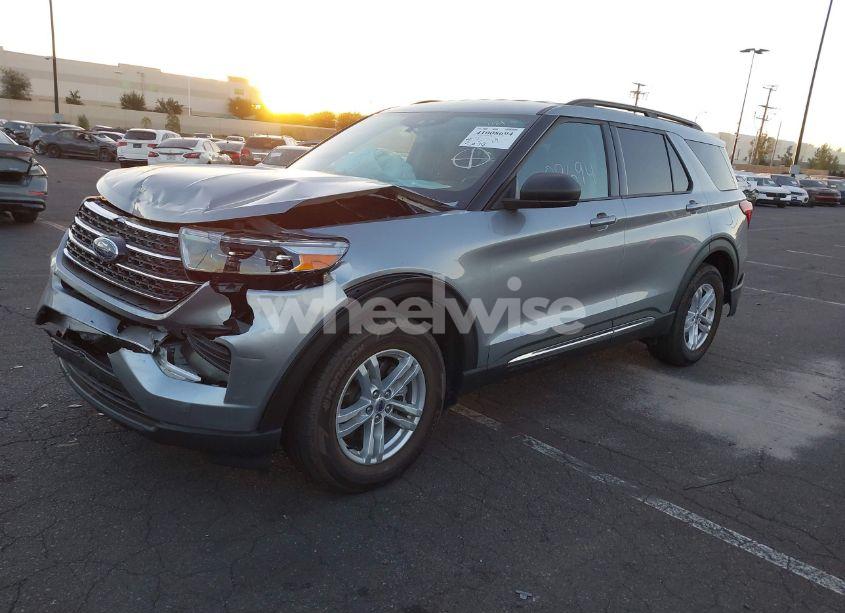 Photo 2 of 2023 Ford Explorer XLT (VIN 1FMSK7DH1PGA09797)
