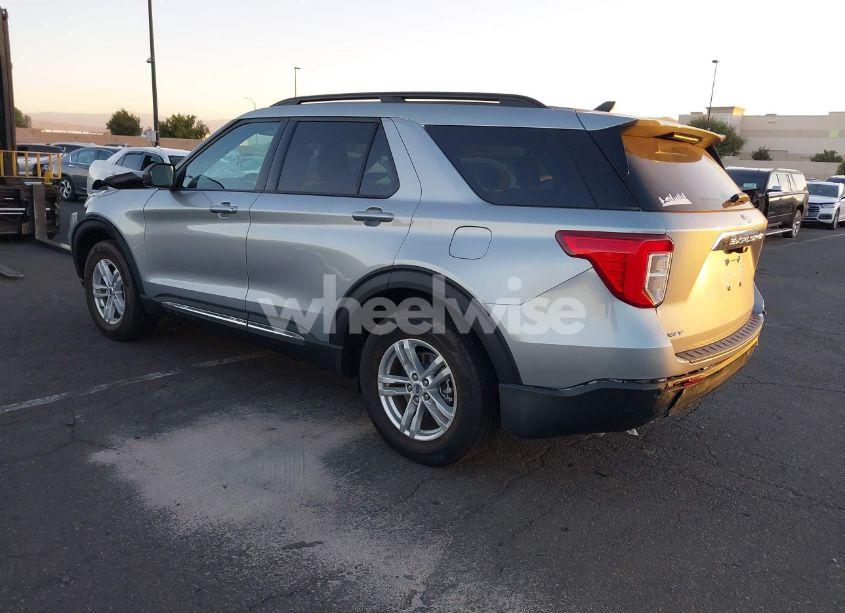 Photo 3 of 2023 Ford Explorer XLT (VIN 1FMSK7DH1PGA09797)