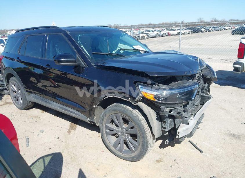 2023 Ford Explorer XLT (VIN 1FMSK7DH1PGA92910) main photo