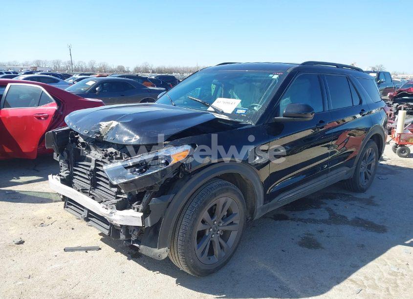 Photo 2 of 2023 Ford Explorer XLT (VIN 1FMSK7DH1PGA92910)