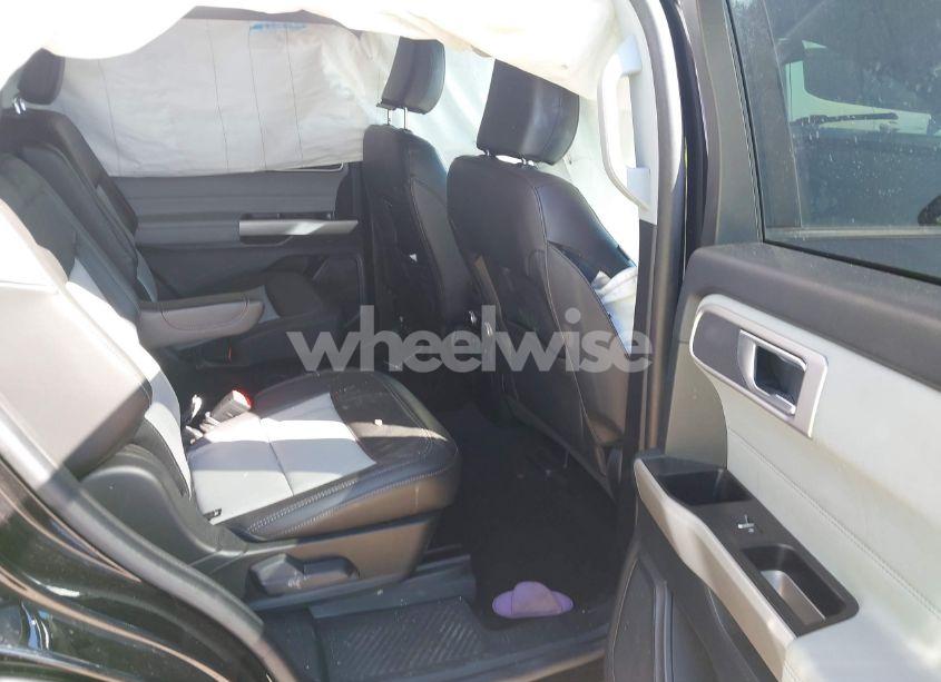 Photo 8 of 2023 Ford Explorer XLT (VIN 1FMSK7DH1PGA92910)