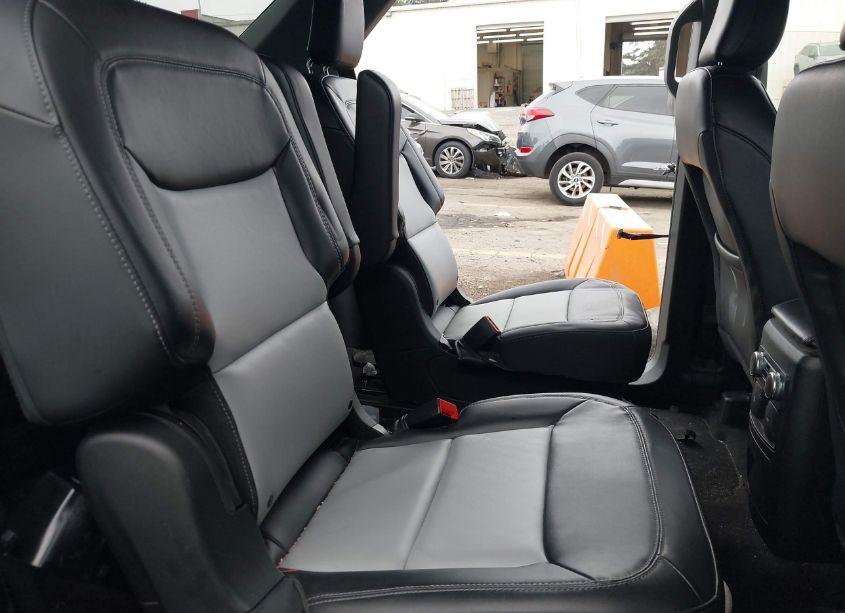 Photo 8 of 2023 Ford Explorer XLT (VIN 1FMSK7DH1PGB33536)