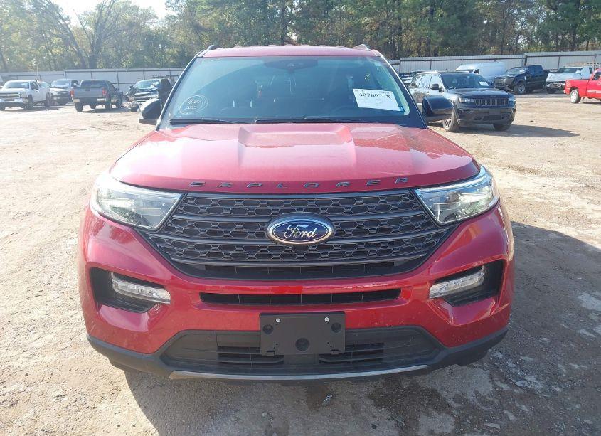 Photo 13 of 2023 Ford Explorer XLT (VIN 1FMSK7DH1PGB45458)