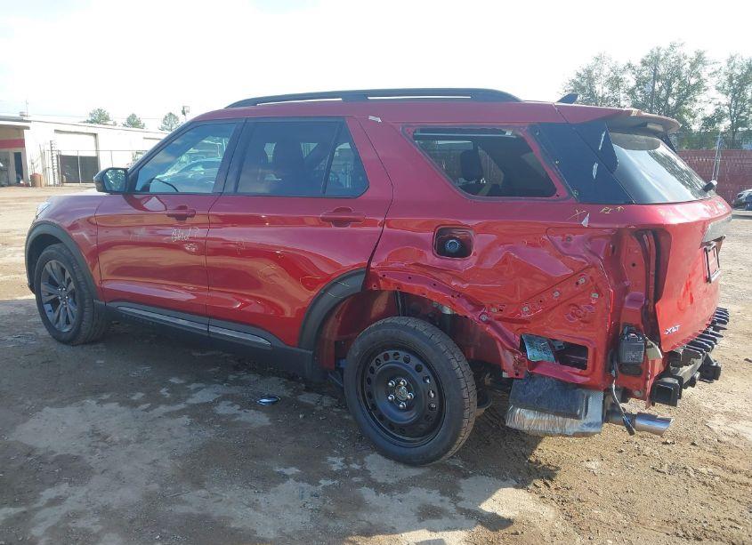 Photo 3 of 2023 Ford Explorer XLT (VIN 1FMSK7DH1PGB45458)