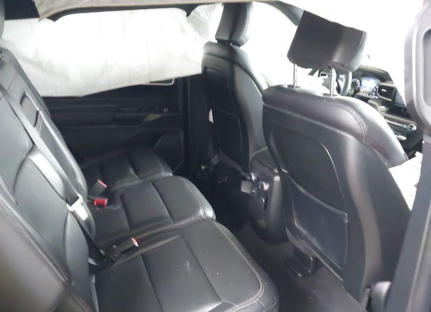 Photo 8 of 2020 Ford Explorer XLT (VIN 1FMSK7DH2LGB04718)