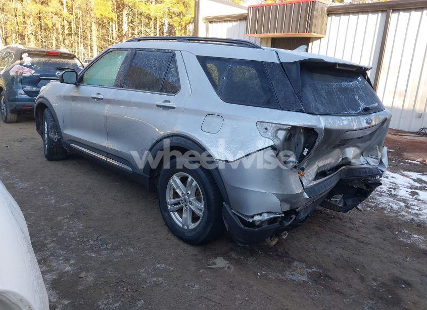 Photo 3 of 2020 Ford Explorer XLT (VIN 1FMSK7DH2LGC23661)