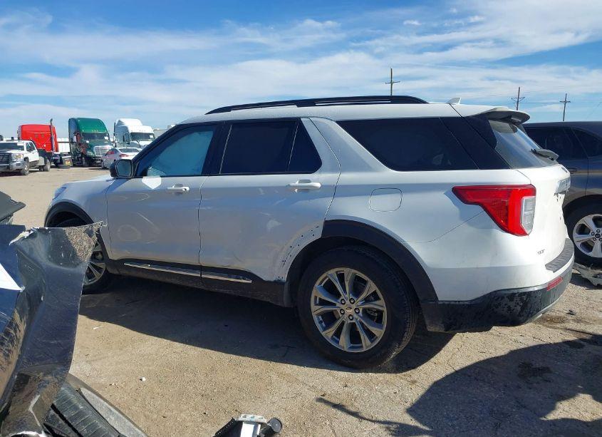 Photo 15 of 2020 Ford Explorer XLT (VIN 1FMSK7DH2LGC50066)