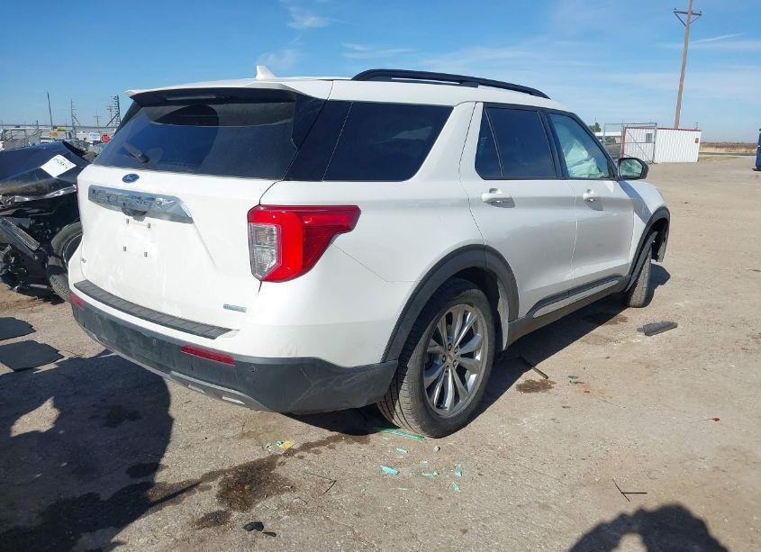 Photo 4 of 2020 Ford Explorer XLT (VIN 1FMSK7DH2LGC50066)
