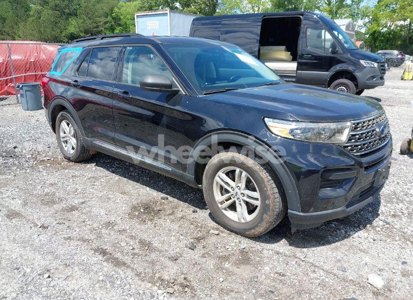 2022 Ford Explorer XLT (VIN 1FMSK7DH2NGA60139) main photo