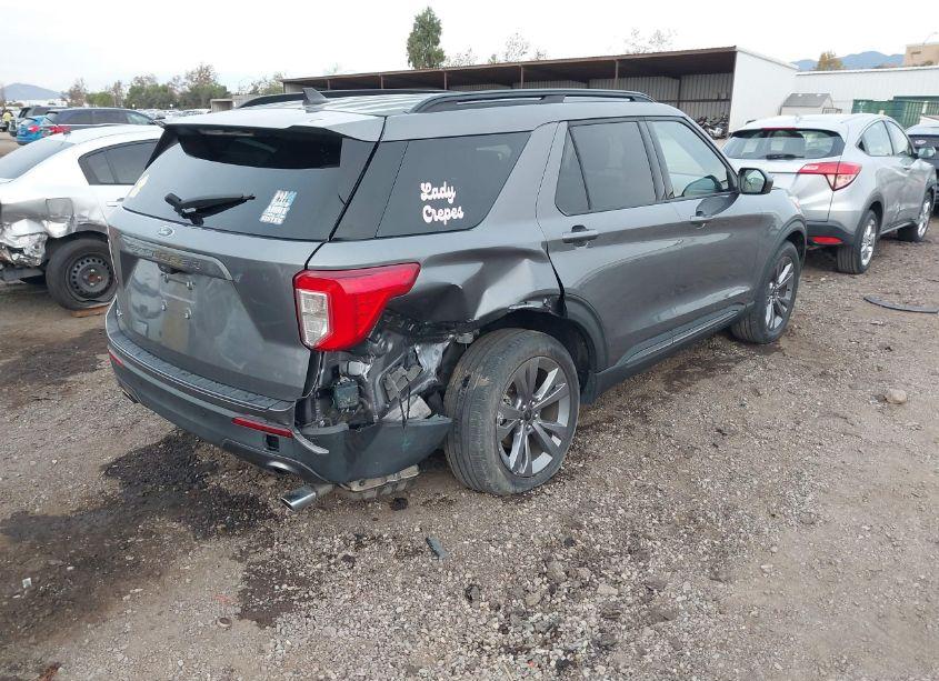 Photo 4 of 2022 Ford Explorer XLT (VIN 1FMSK7DH2NGA74106)