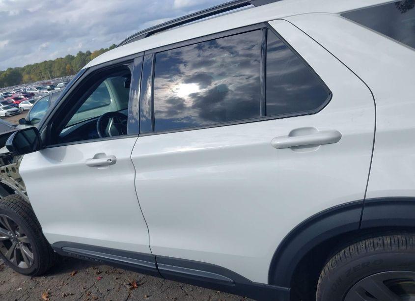 Photo 14 of 2022 Ford Explorer XLT (VIN 1FMSK7DH2NGC50281)
