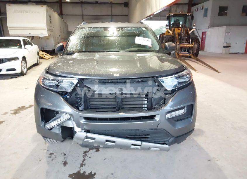 Photo 6 of 2023 Ford Explorer XLT (VIN 1FMSK7DH2PGA22557)