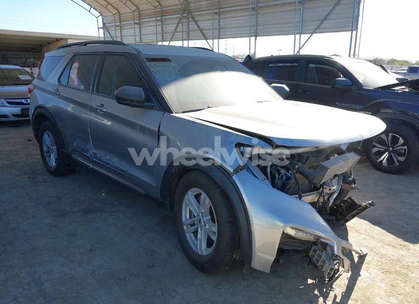 2023 Ford Explorer XLT (VIN 1FMSK7DH2PGB69722) main photo