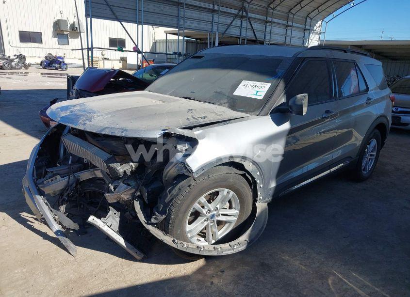 Photo 2 of 2023 Ford Explorer XLT (VIN 1FMSK7DH2PGB69722)