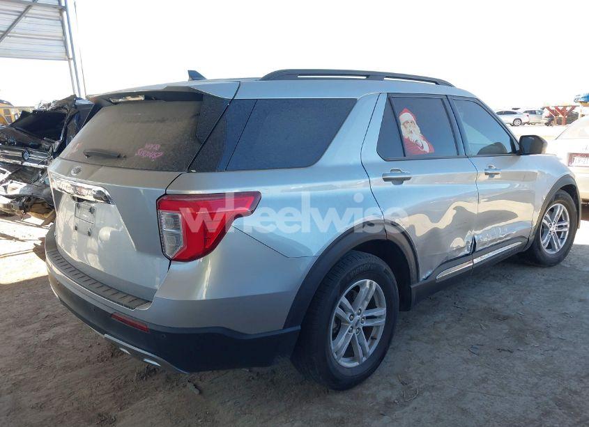 Photo 4 of 2023 Ford Explorer XLT (VIN 1FMSK7DH2PGB69722)