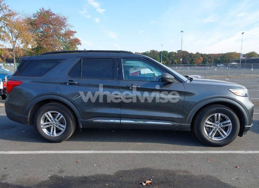 Photo 13 of 2020 Ford Explorer XLT (VIN 1FMSK7DH3LGA32962)
