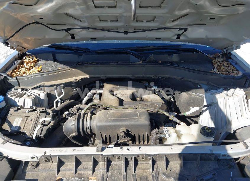Photo 10 of 2020 Ford Explorer XLT (VIN 1FMSK7DH3LGC85862)