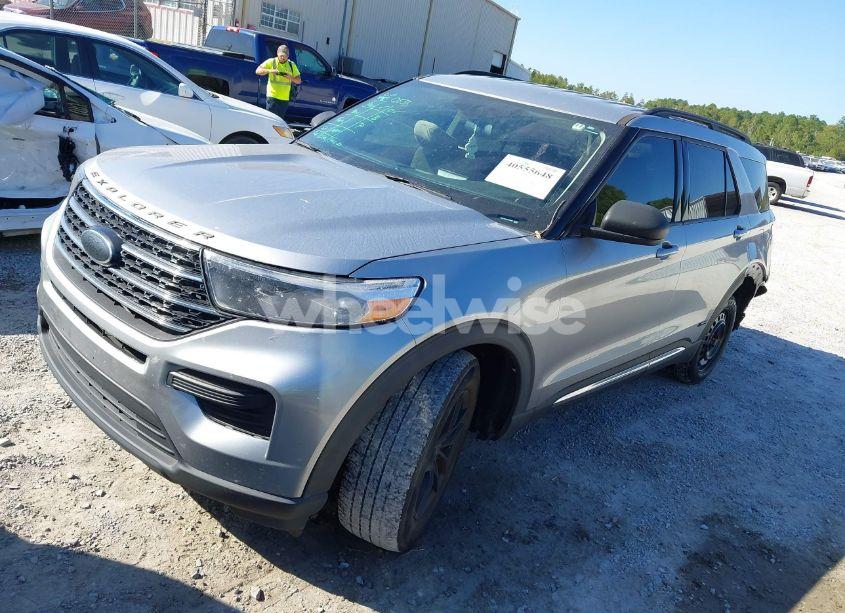 Photo 2 of 2020 Ford Explorer XLT (VIN 1FMSK7DH3LGC85862)