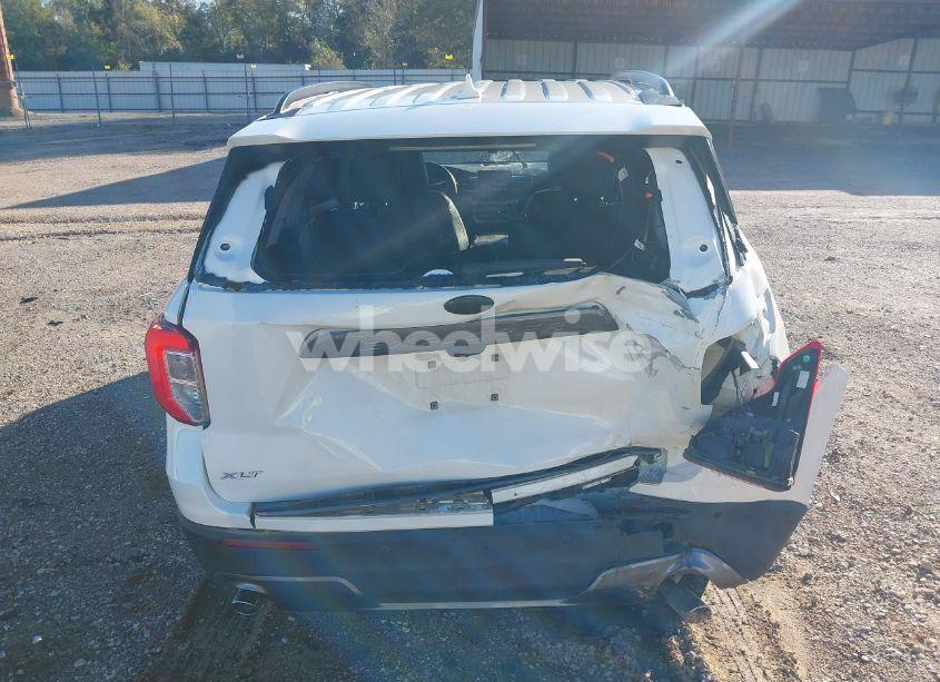 Photo 17 of 2022 Ford Explorer XLT (VIN 1FMSK7DH3NGA09295)