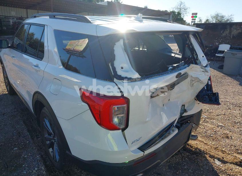 Photo 21 of 2022 Ford Explorer XLT (VIN 1FMSK7DH3NGA09295)