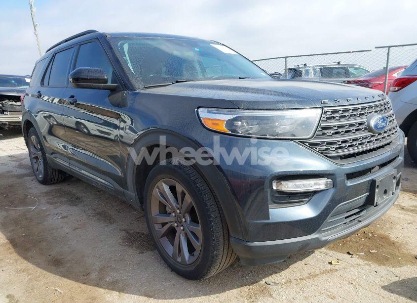 2022 Ford Explorer XLT (VIN 1FMSK7DH3NGA14352) main photo