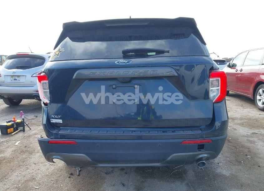 Photo 16 of 2022 Ford Explorer XLT (VIN 1FMSK7DH3NGA14352)