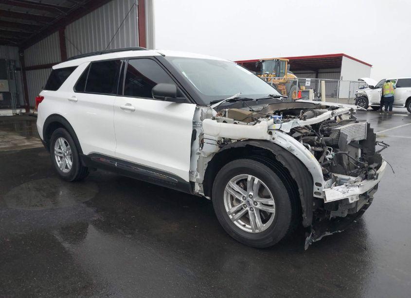 2022 Ford Explorer XLT (VIN 1FMSK7DH3NGA15694) main photo