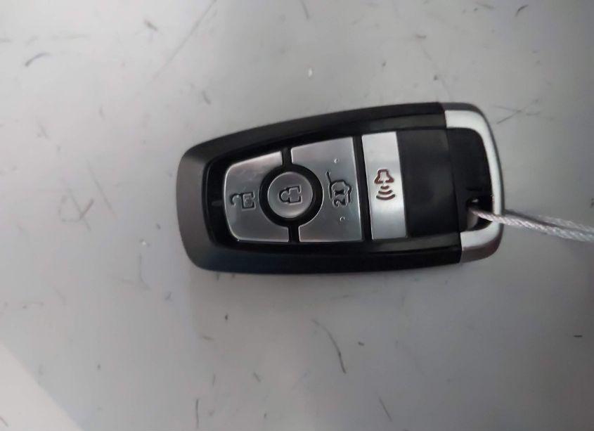 Photo 11 of 2022 Ford Explorer XLT (VIN 1FMSK7DH3NGA15694)