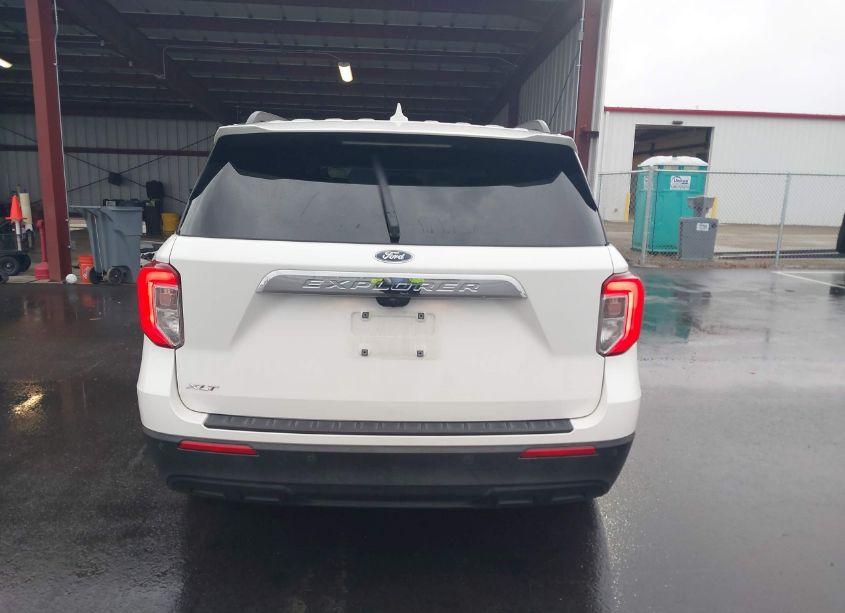 Photo 17 of 2022 Ford Explorer XLT (VIN 1FMSK7DH3NGA15694)