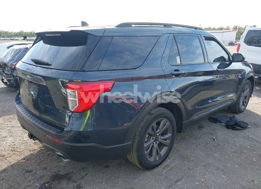Photo 4 of 2023 Ford Explorer XLT (VIN 1FMSK7DH3PGB89204)