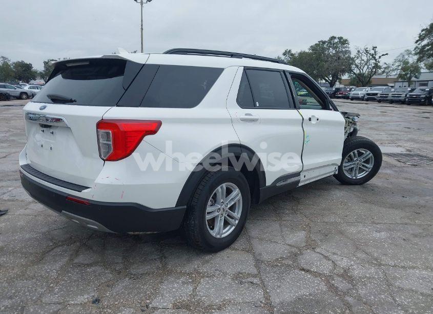 Photo 4 of 2024 Ford Explorer XLT (VIN 1FMSK7DH3RGA54257)