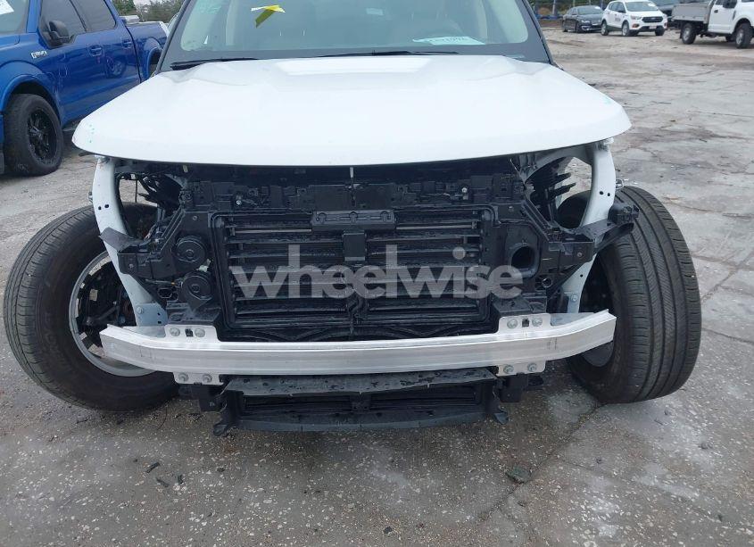 Photo 6 of 2024 Ford Explorer XLT (VIN 1FMSK7DH3RGA54257)