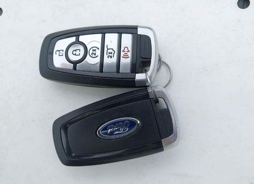 Photo 11 of 2020 Ford Explorer XLT (VIN 1FMSK7DH4LGB34917)