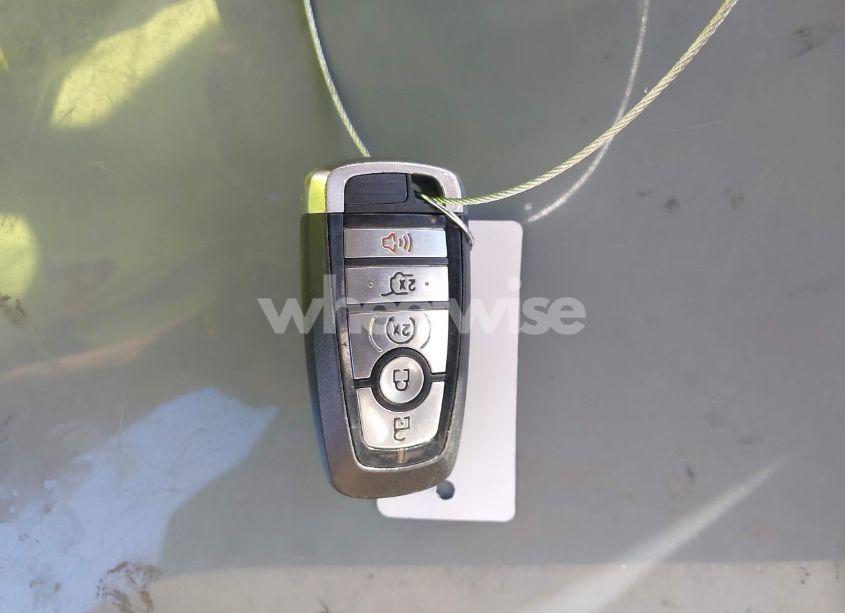 Photo 11 of 2020 Ford Explorer XLT (VIN 1FMSK7DH4LGD03849)