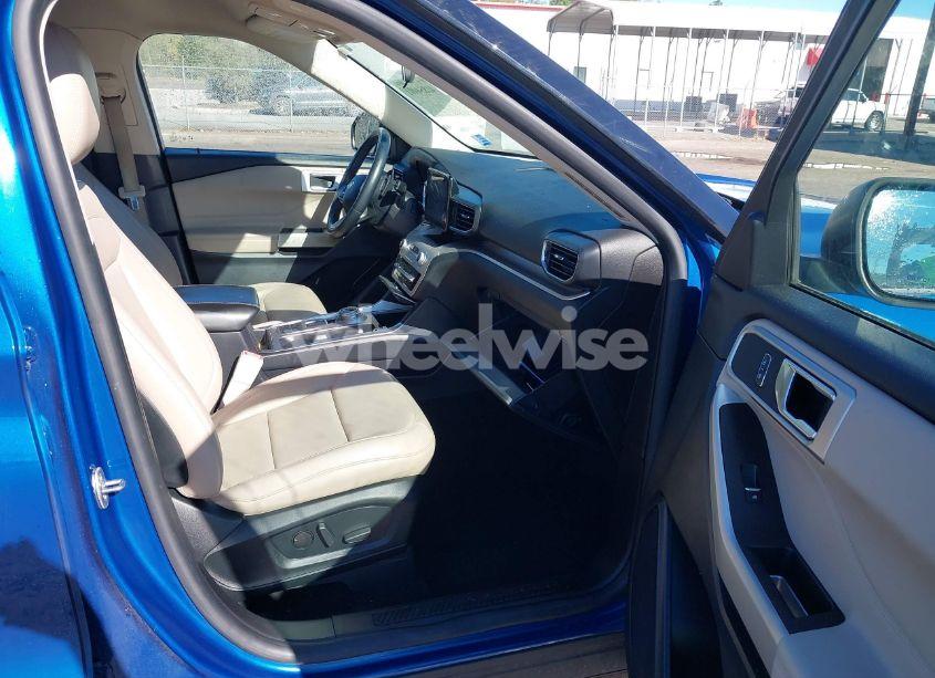 Photo 5 of 2020 Ford Explorer XLT (VIN 1FMSK7DH4LGD03849)