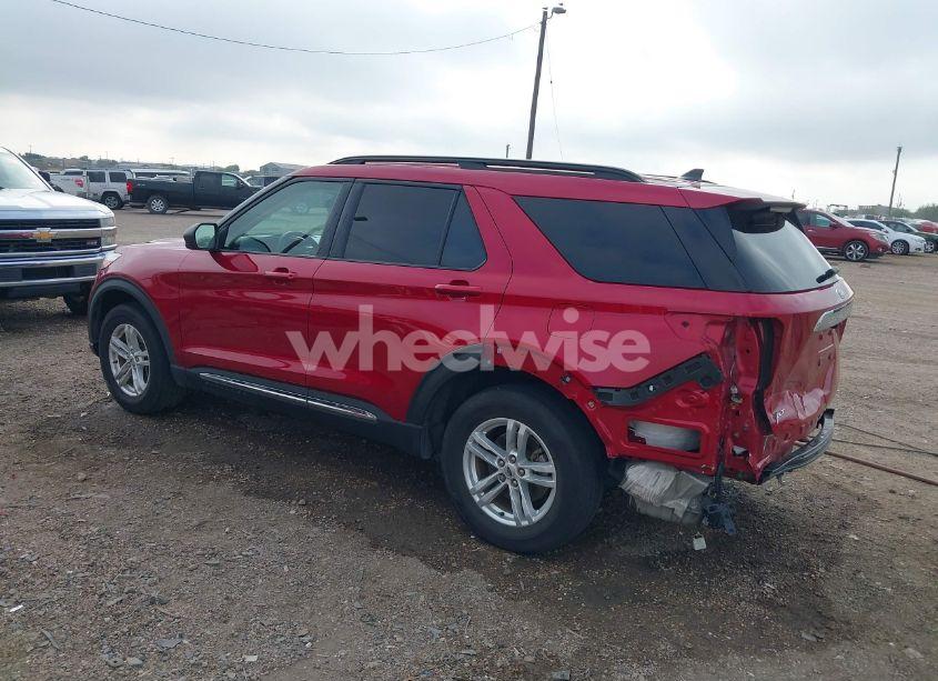 Photo 3 of 2022 Ford Explorer XLT (VIN 1FMSK7DH4NGB04254)