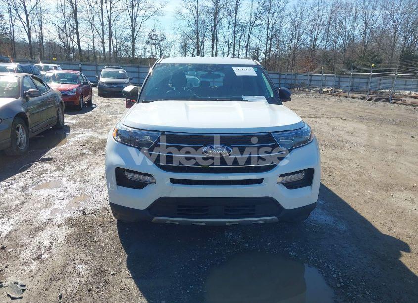 Photo 12 of 2023 Ford Explorer XLT (VIN 1FMSK7DH4PGB16956)