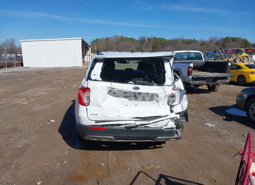 Photo 16 of 2023 Ford Explorer XLT (VIN 1FMSK7DH4PGB16956)