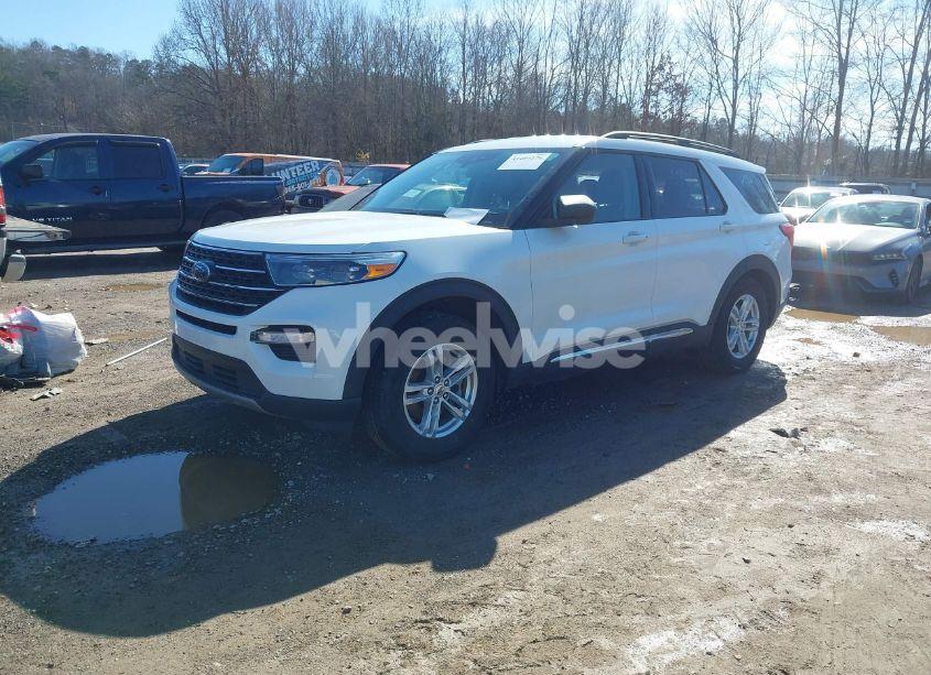 Photo 2 of 2023 Ford Explorer XLT (VIN 1FMSK7DH4PGB16956)