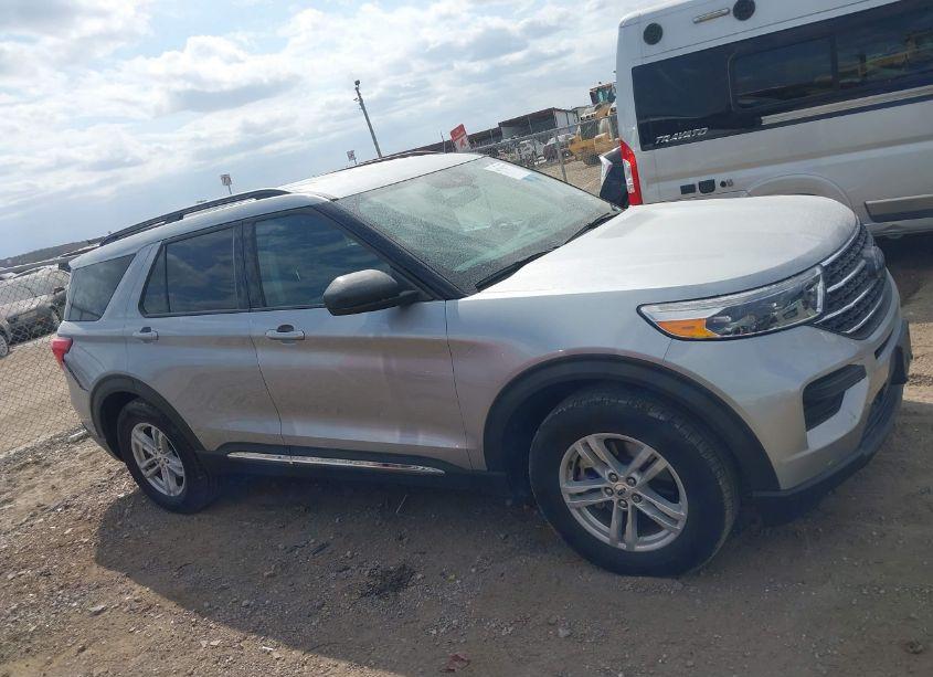 Photo 13 of 2023 Ford Explorer XLT (VIN 1FMSK7DH4PGB91639)