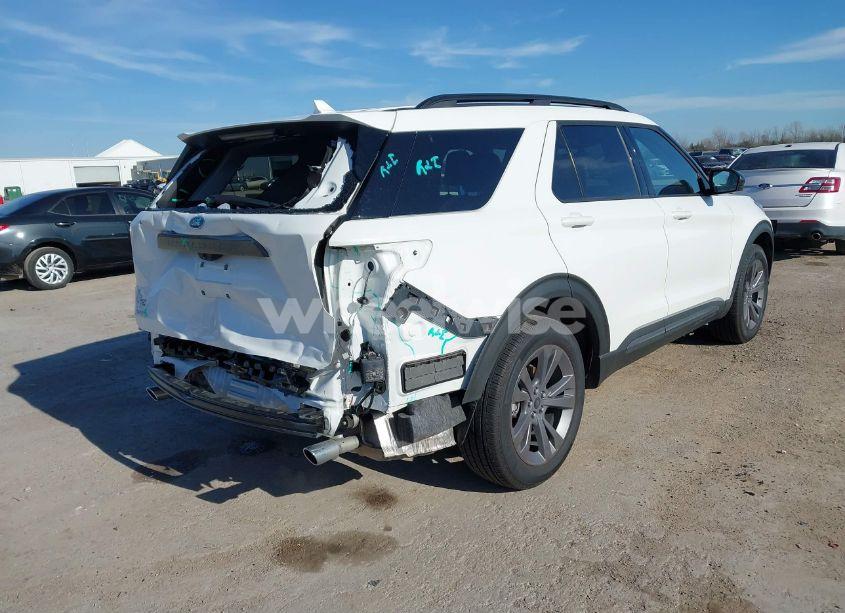 Photo 4 of 2023 Ford Explorer XLT (VIN 1FMSK7DH4PGC34747)