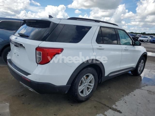 Photo 13 of 2024 FORD EXPLORER XLT (VIN 1FMSK7DH4RGA28864)