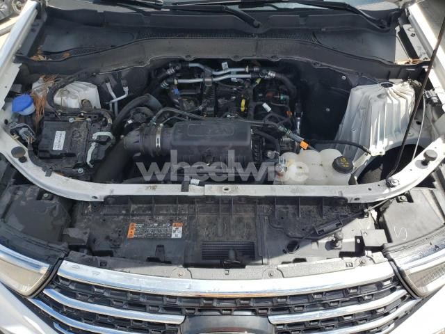 Photo 8 of 2024 FORD EXPLORER XLT (VIN 1FMSK7DH4RGA28864)