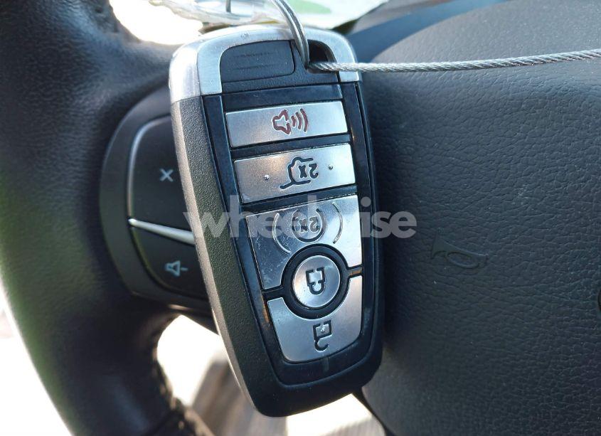 Photo 11 of 2020 Ford Explorer XLT (VIN 1FMSK7DH5LGA54817)