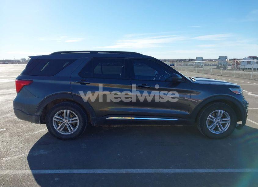 Photo 13 of 2020 Ford Explorer XLT (VIN 1FMSK7DH5LGA54817)