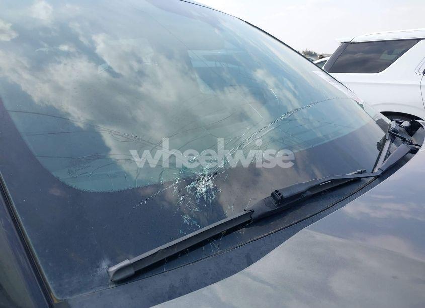 Photo 18 of 2020 Ford Explorer XLT (VIN 1FMSK7DH5LGA54817)