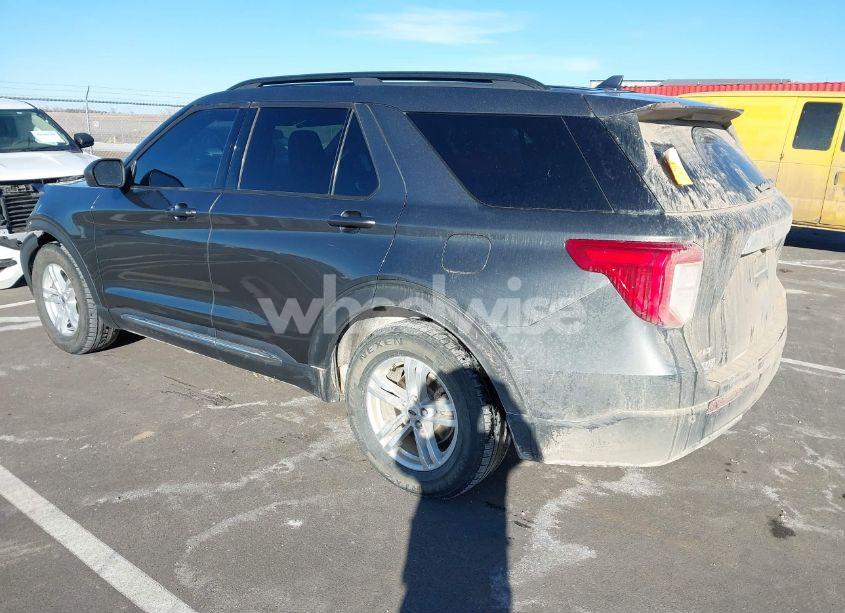 Photo 3 of 2020 Ford Explorer XLT (VIN 1FMSK7DH5LGA54817)
